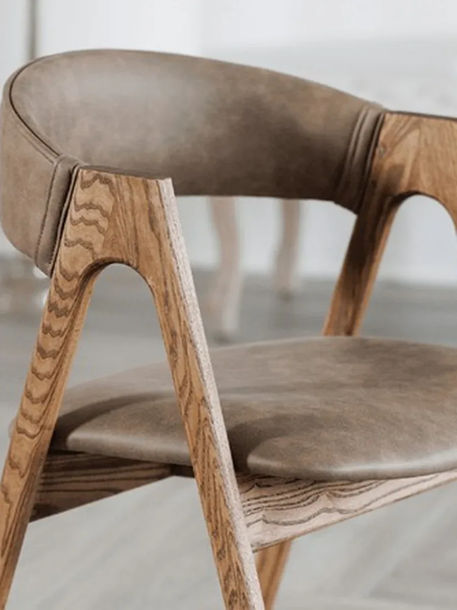 Close-up of Lain Sofa 3D finish and craftsmanship