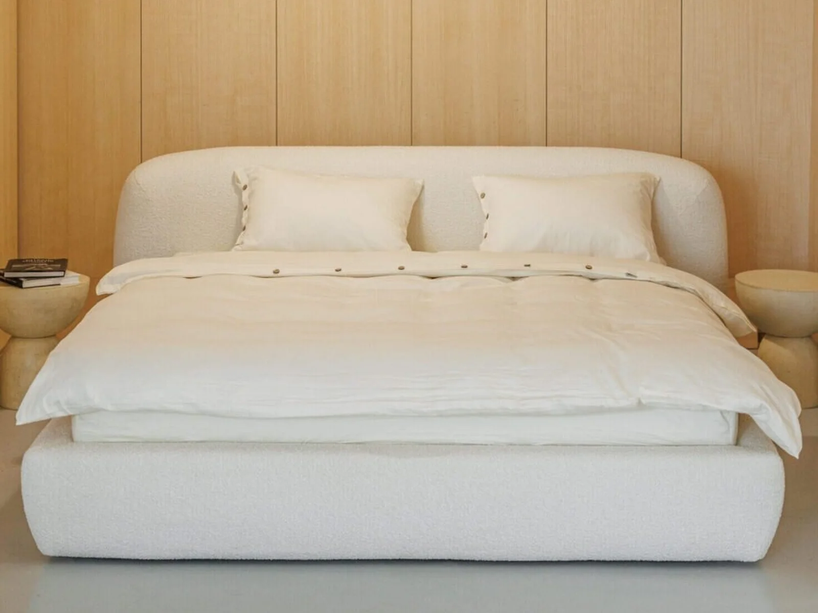 Belagio B2 Tufted Luxury Bed