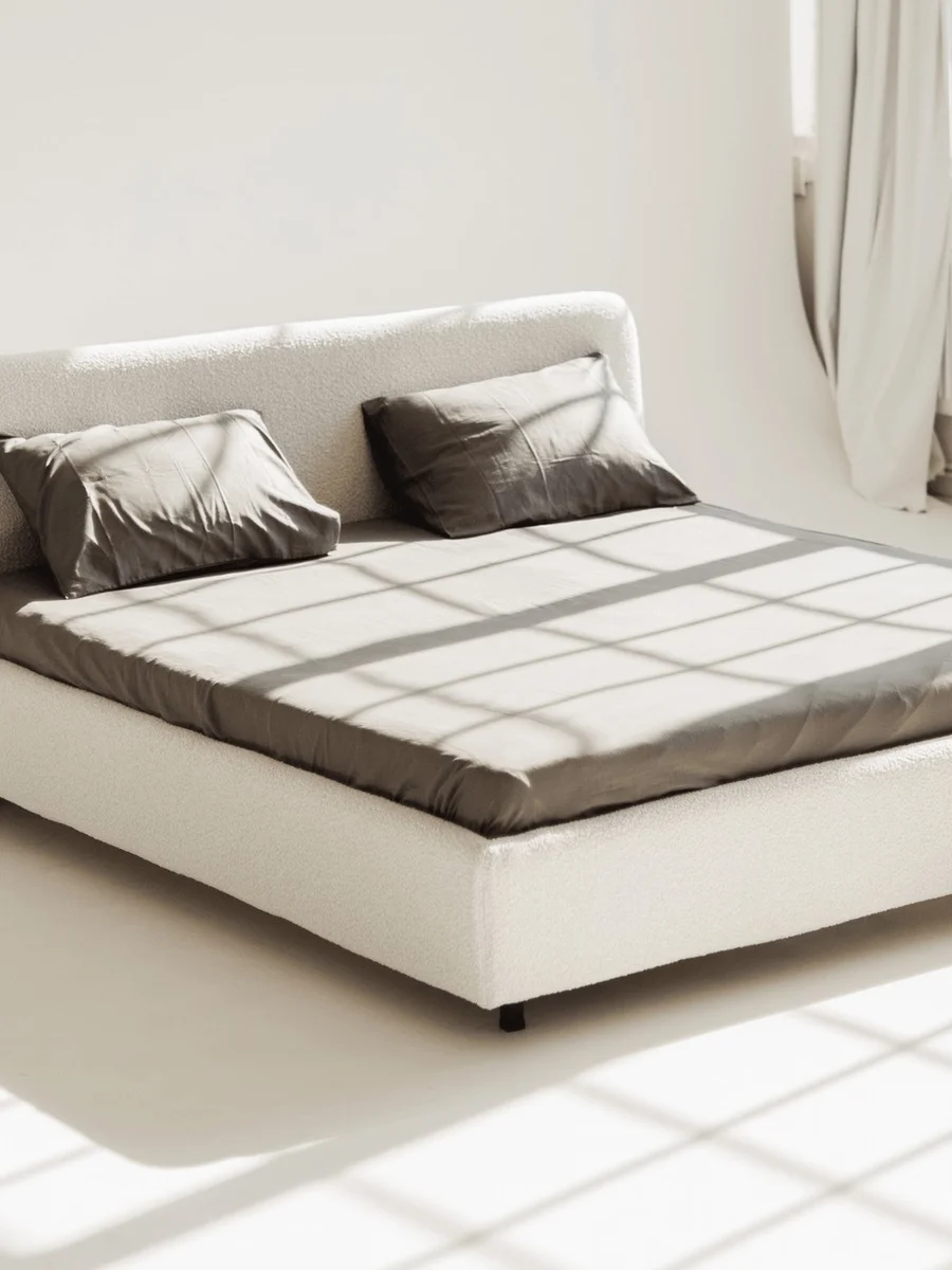 Luzzo L2 Art Deco Luxury Bed lifestyle