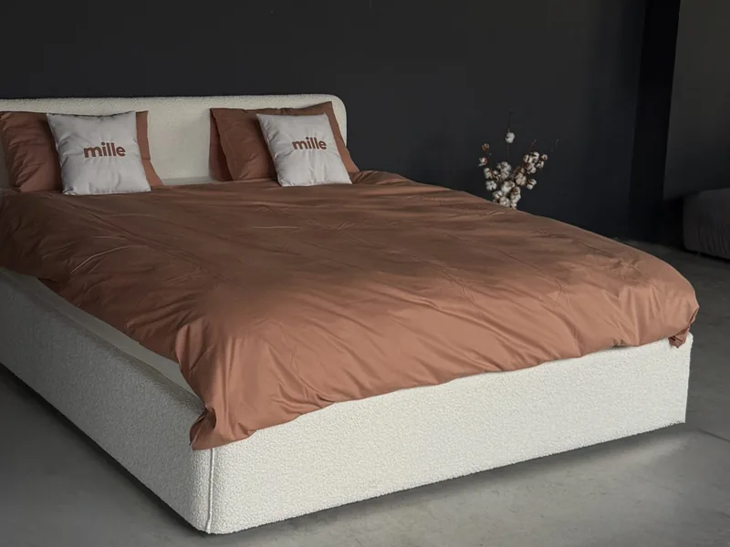Bed Cleo 3