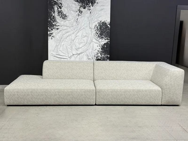 Kingston 2 Sofa