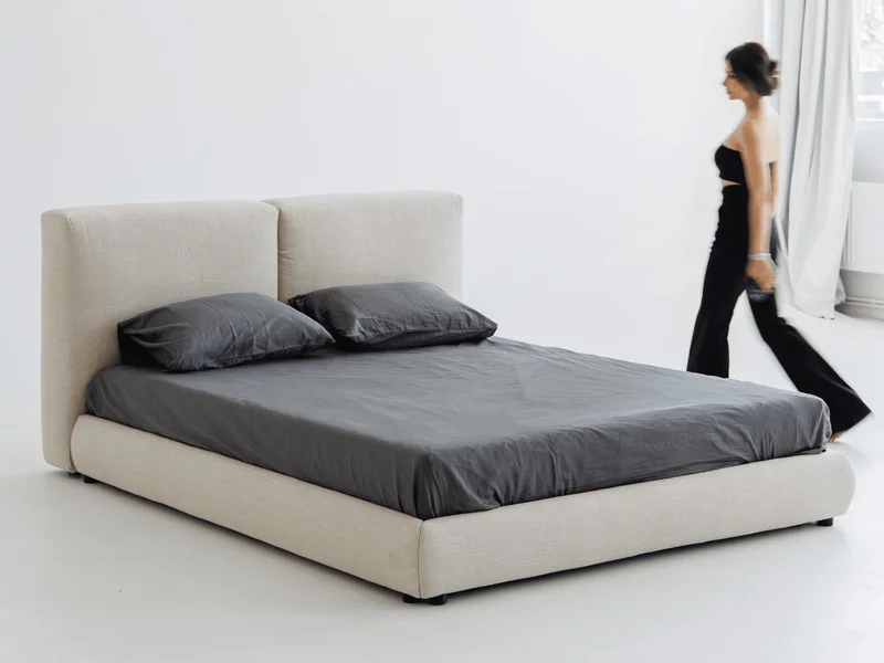 Mille Ronda R1 Circular Statement Bed