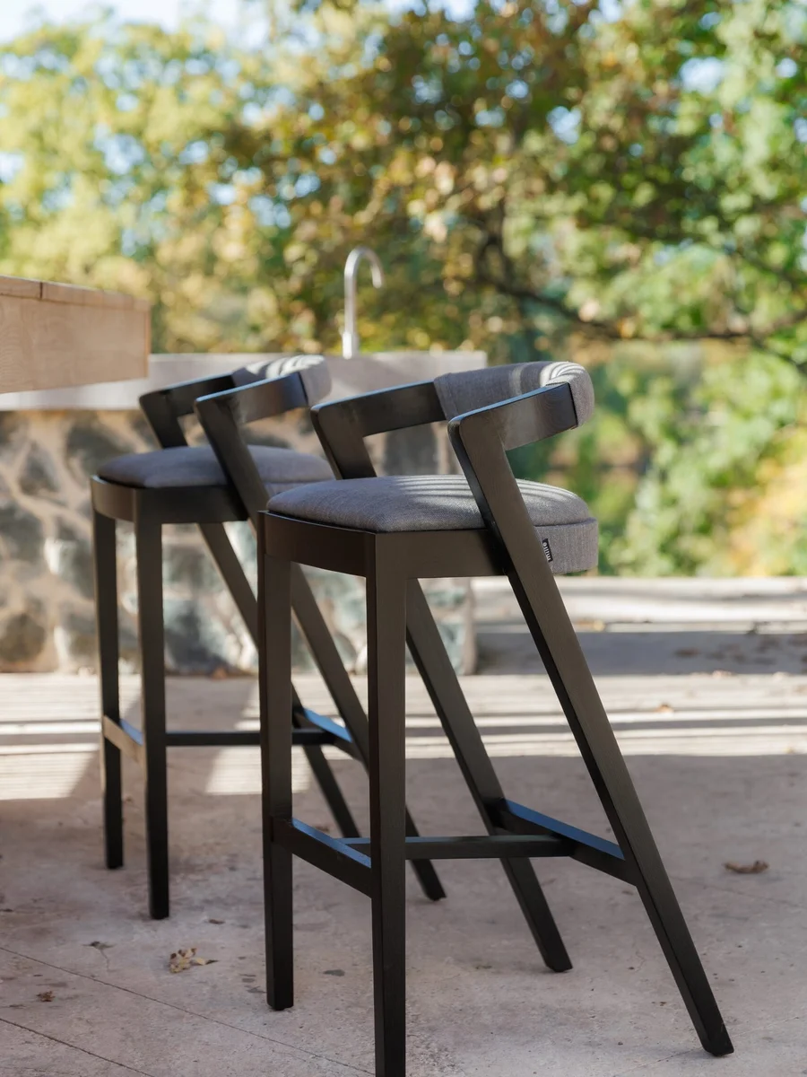 Baffi B2 High-Back Bar Stool lifestyle
