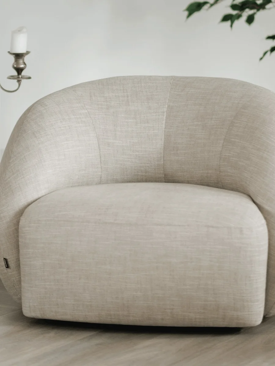 Bongo B2 Curved Comfort Armchair lifestyle