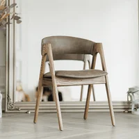 كرسي سفرة Lain S3 البسيط عرض 1