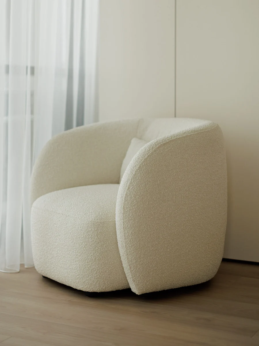 Nuba N9 armchair in a Riyadh interior