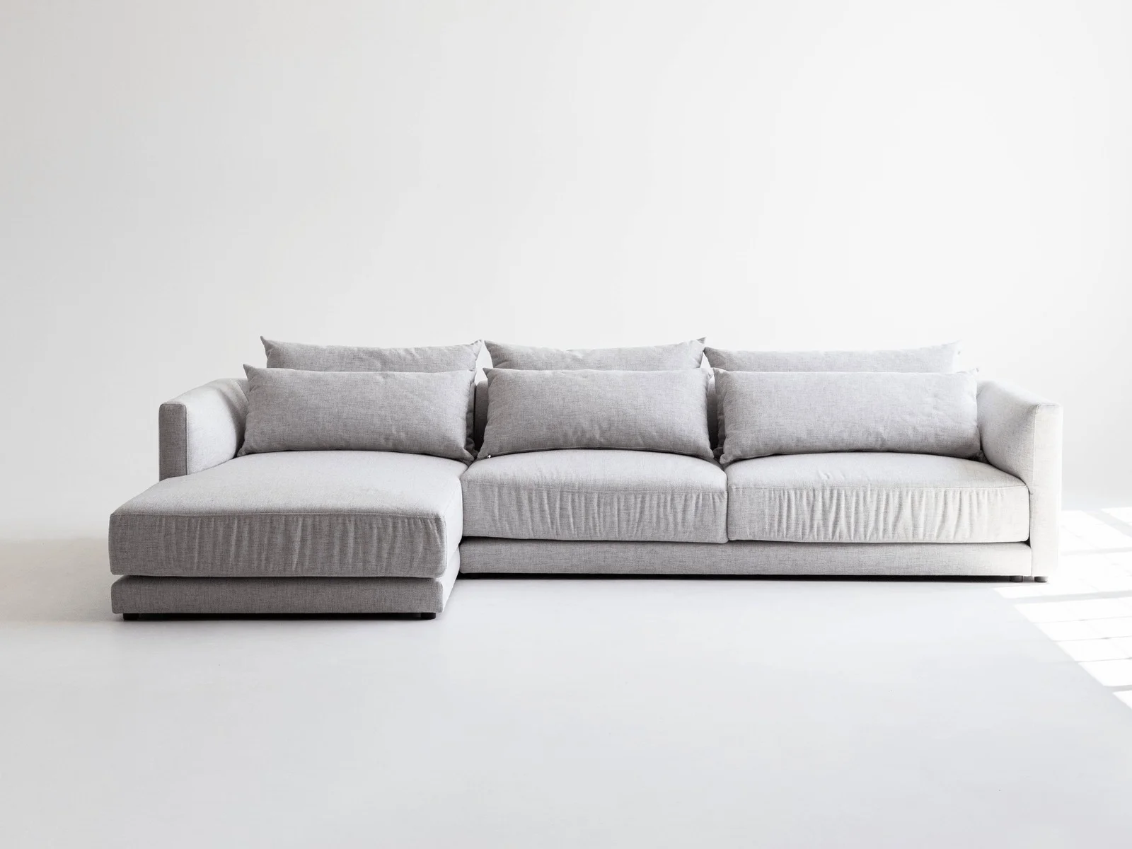 Bonero B7 Corner Sofa | Luxury Sectional Furniture Riyadh