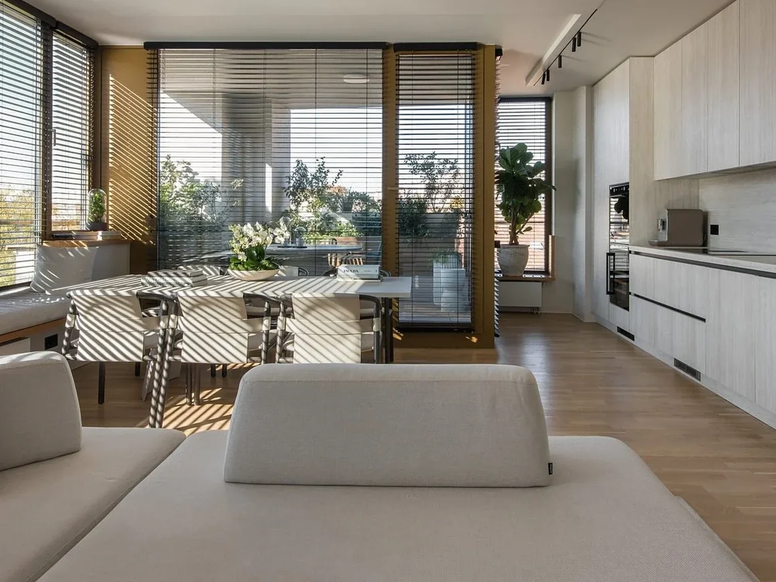 Deseda D5 seat depth and cushion
