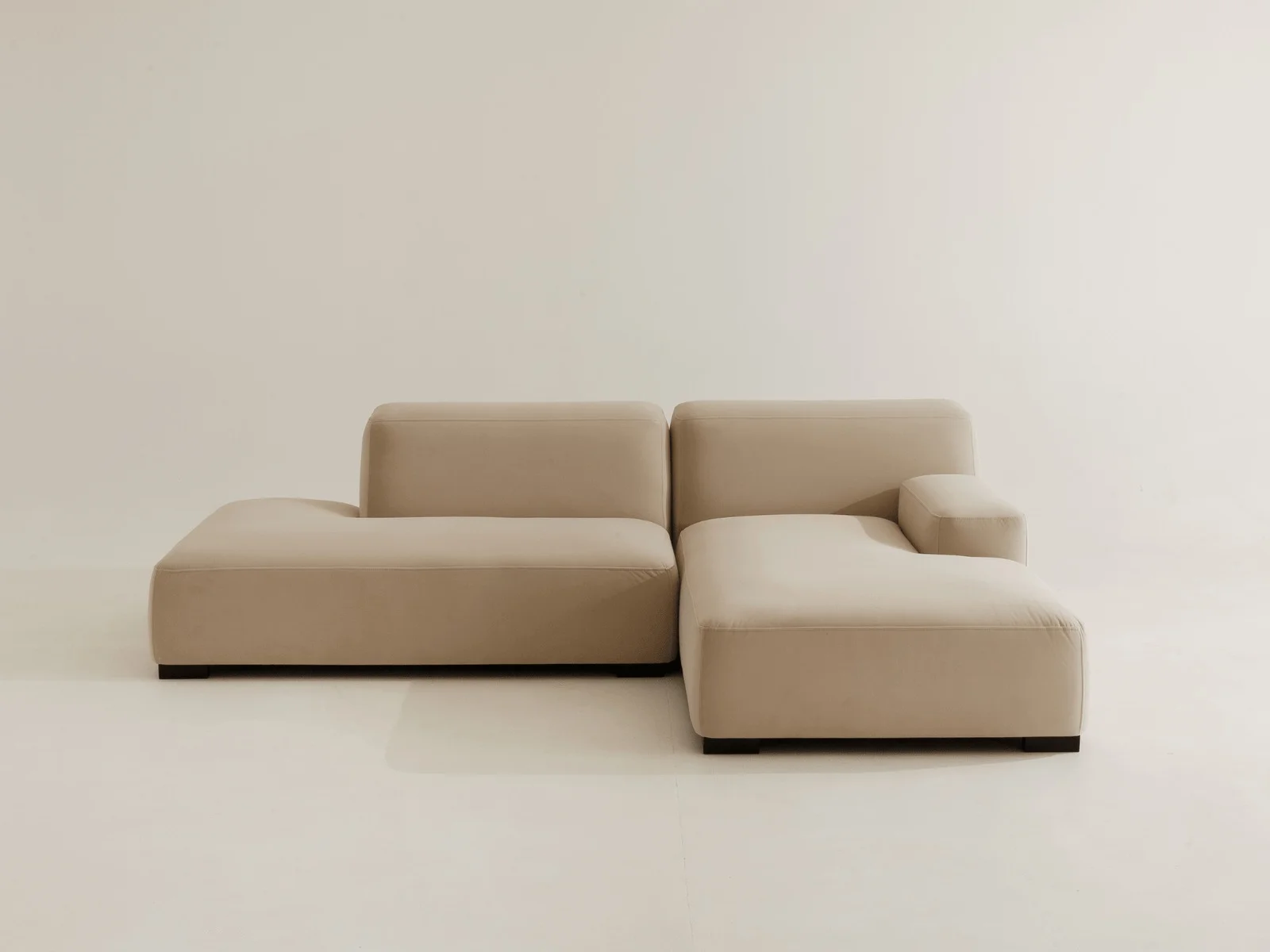 Kingston C244 Corner Sofa | Luxury Sectional Furniture Riyadh