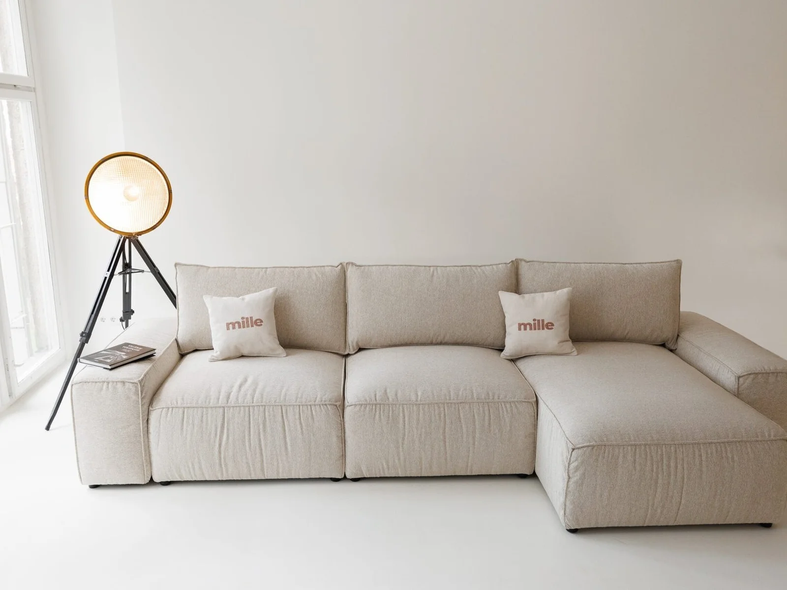 كنبة زاوية Milano C308 | أثاث مقطعي فاخر الرياض