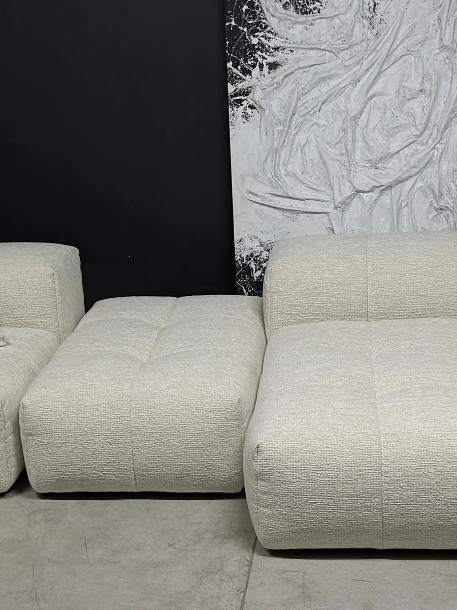 Nami 4 corner sofa in a warm, neutral Riyadh interior