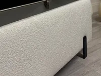 Bench B4 — view 1