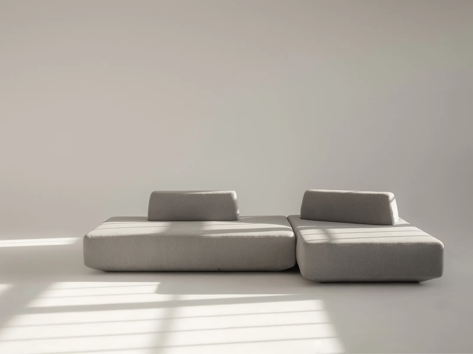 Deseda S300 Modular Sectional Sofa