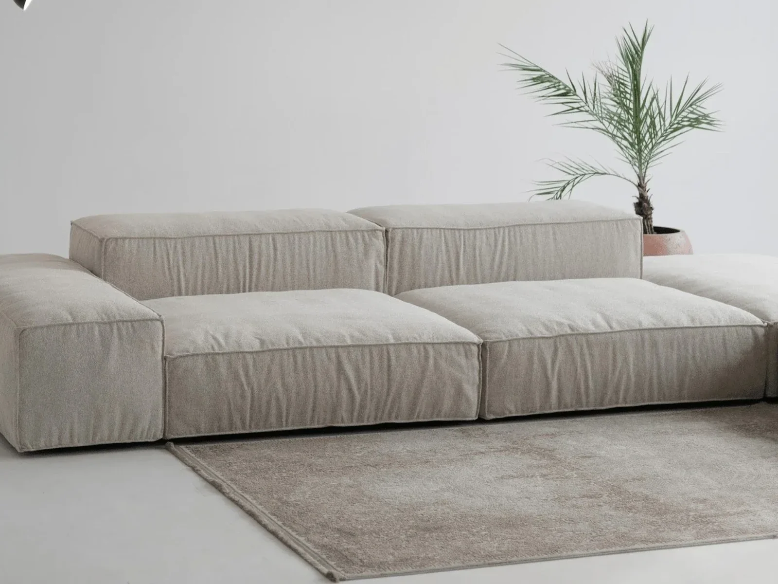 Marla M1 seat depth and cushion detail