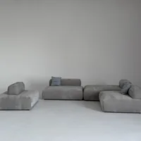 Nissa N4 — view 1