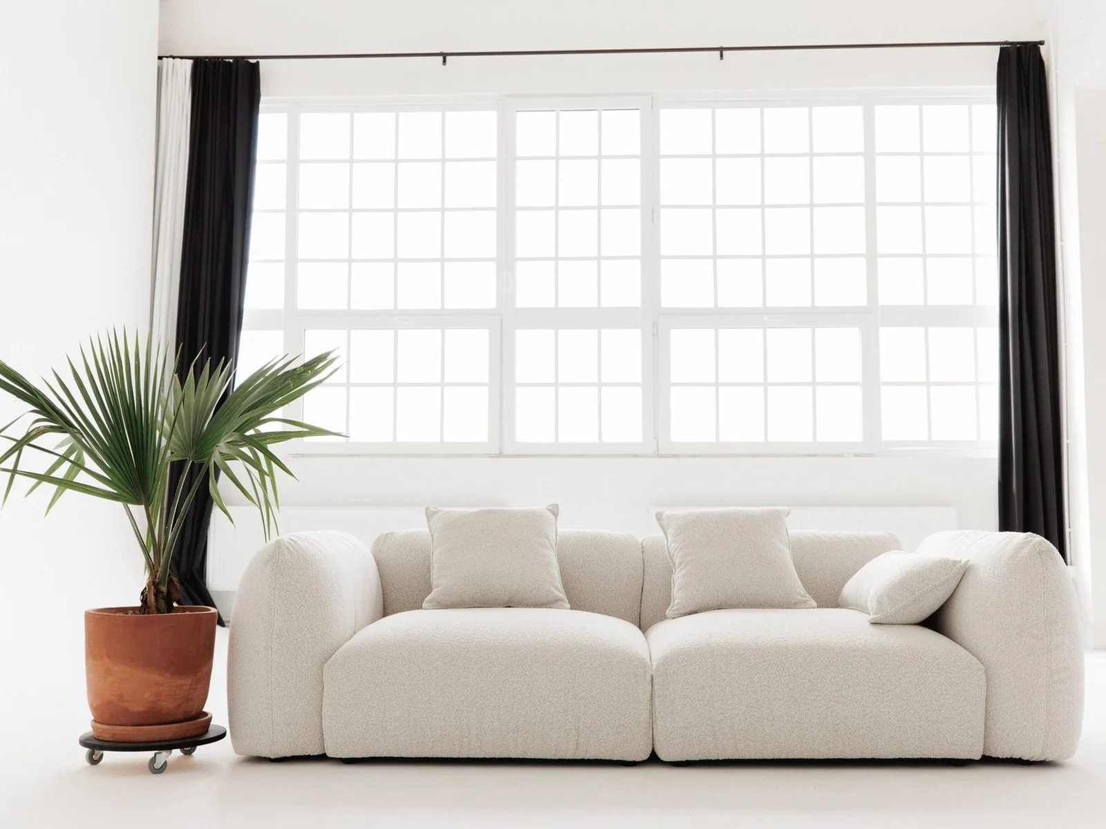 Tesa C262 Sectional Sofa