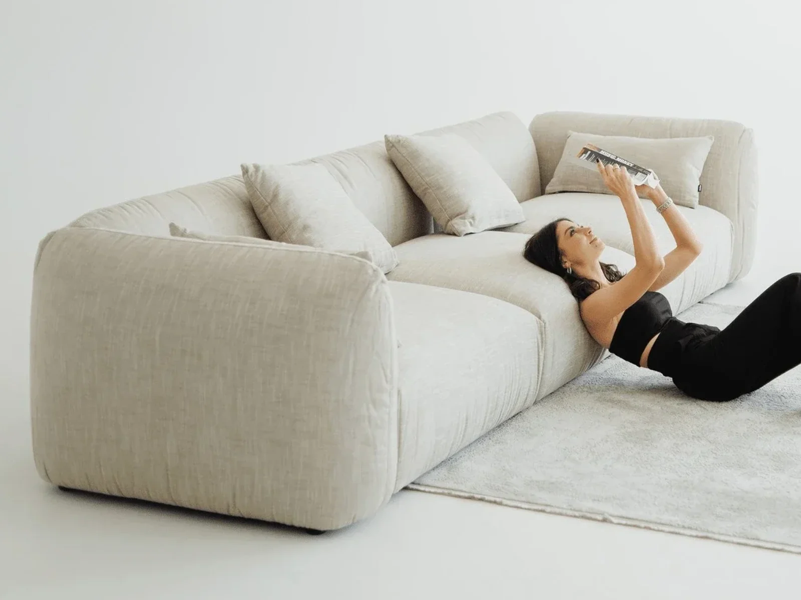 Tesa T1 seat depth and cushion detail