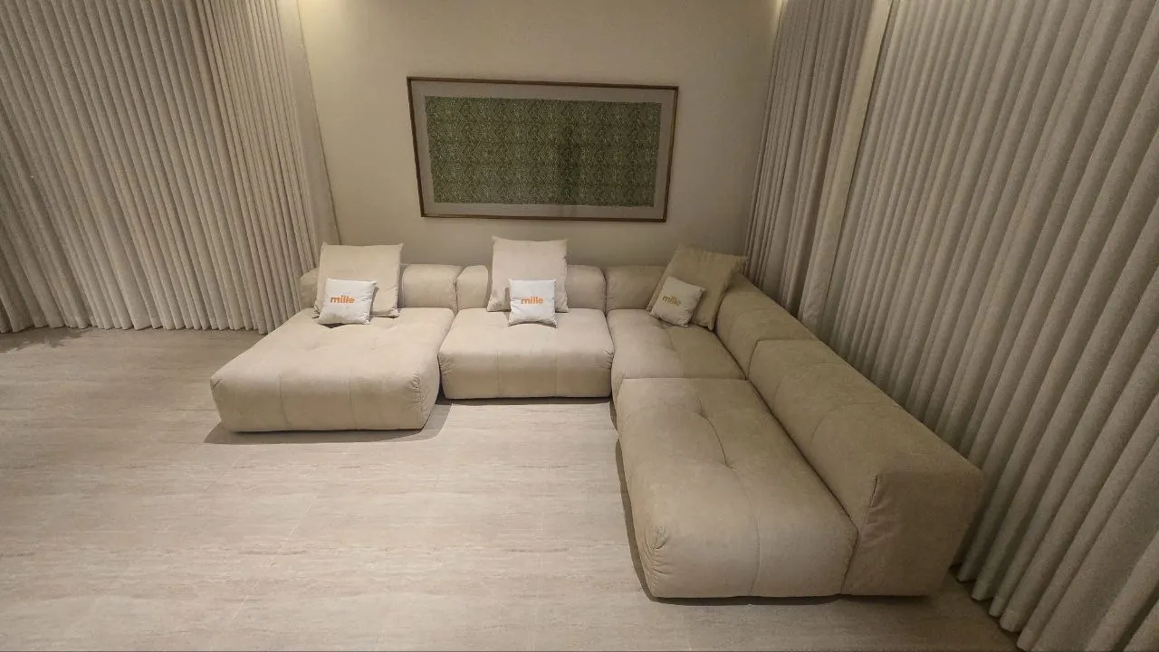 جلسة معيارية بيج فاخرة — Mille, الرياض